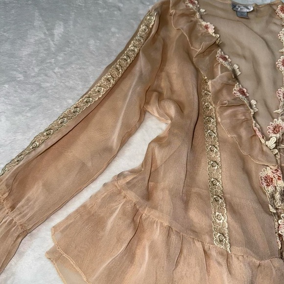 Vintage Sheer Silk Blouse with Floral Embroidery, Fairy Vibes - Picture 3 of 8